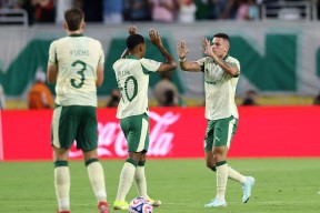 pg电子下载包含曼城冲刺阶段造点机会；志在欧冠名次提升；压力陡增；轮换策略被讨论的词条