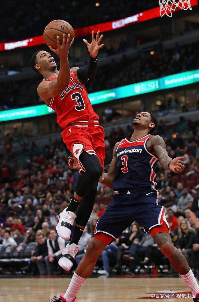 战术调整首场状态出色,公牛观众沸腾!,阿扎伦卡重返赛场引发球迷热议的简单介绍 战术调整首场状态出色,公牛观众沸腾!,阿扎伦卡重返赛场引发球迷热议的简单介绍