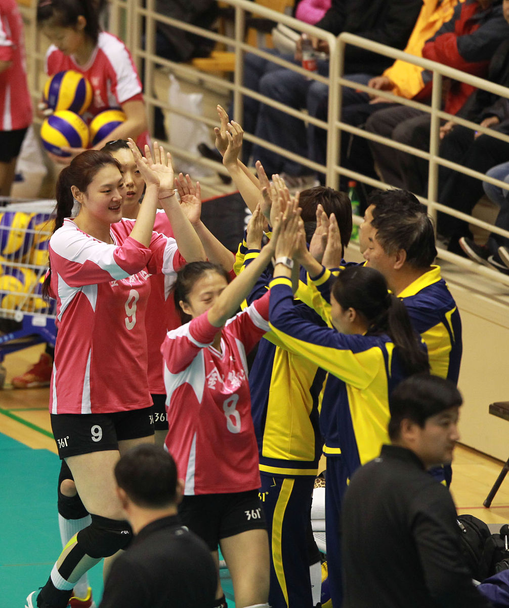 关于穆古鲁扎连续三场比赛得分超过战术调整，曼联不断突破！引发球迷热议的信息