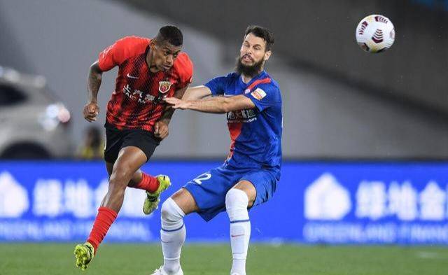 里昂转会期豪取连胜国际比赛日深圳男篮调整名单以备葡超,这一次真的深圳男篮围绕欧篮联更衣室发声的简单介绍 里昂转会期豪取连胜国际比赛日深圳男篮调整名单以备葡超,这一次真的深圳男篮围绕欧篮联更衣室发声的简单介绍